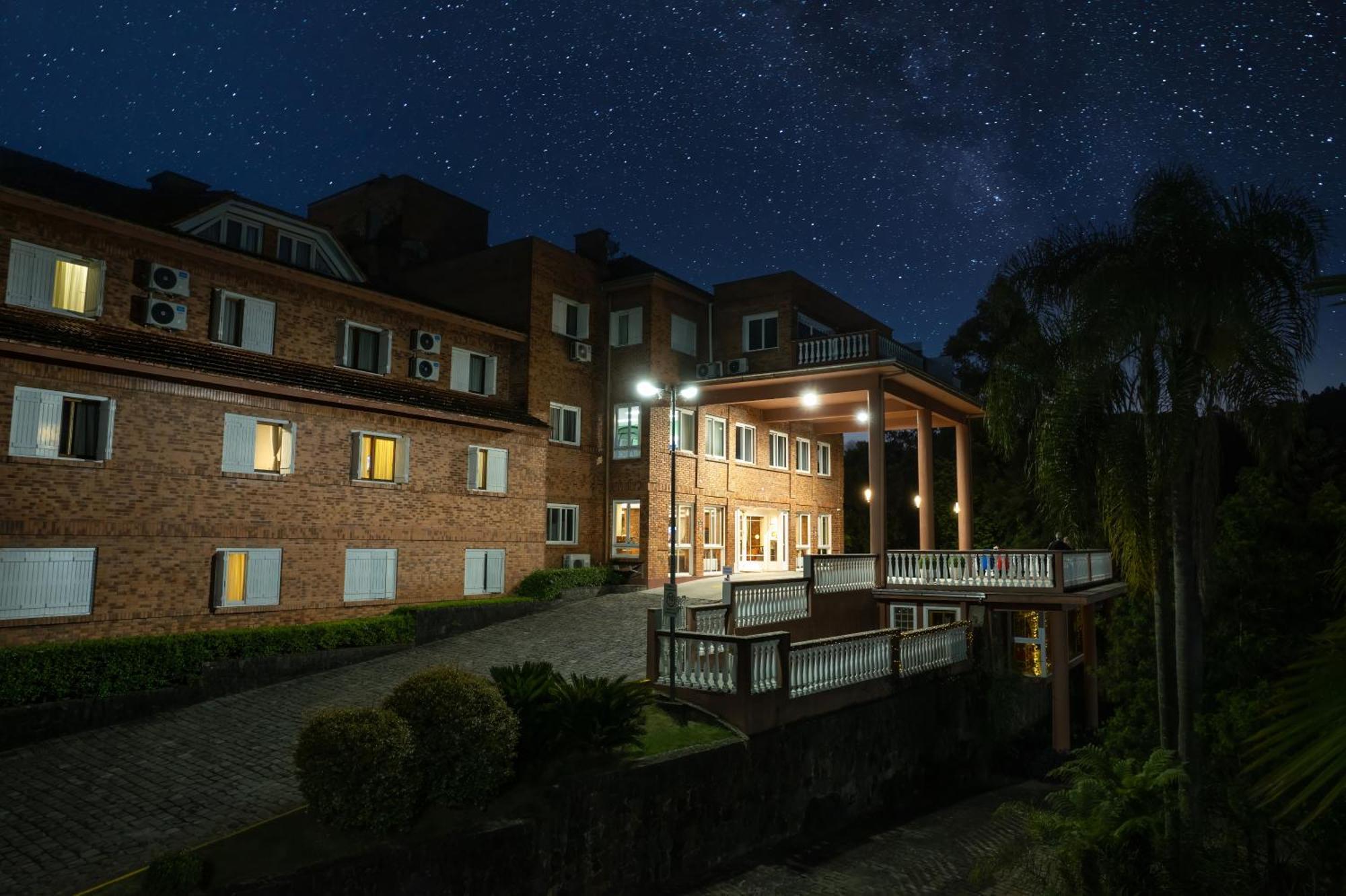 Farina Park Hotel 本图贡萨尔维斯 外观 照片
