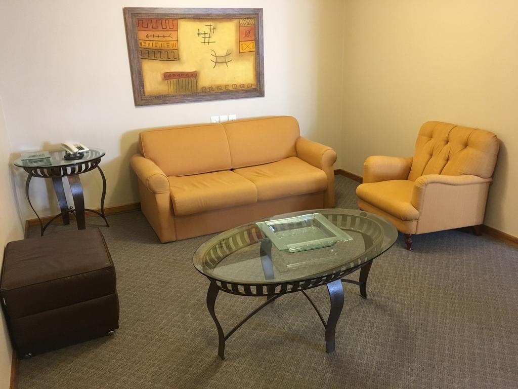 Farina Park Hotel 本图贡萨尔维斯 外观 照片